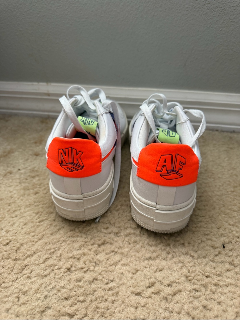 Nike Air Force 1 Pixel Summit White Concord Hyper Crimson Women 6.5 DM8340 100 - Picture 4 of 7